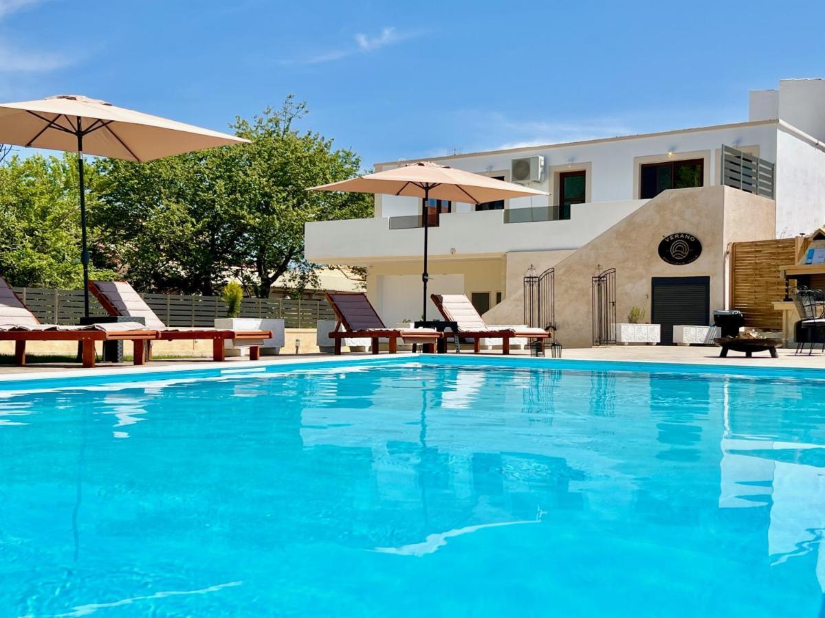 Beach Villa Verano With Private Pool By Dadovillas Sidárion Eksteriør bilde