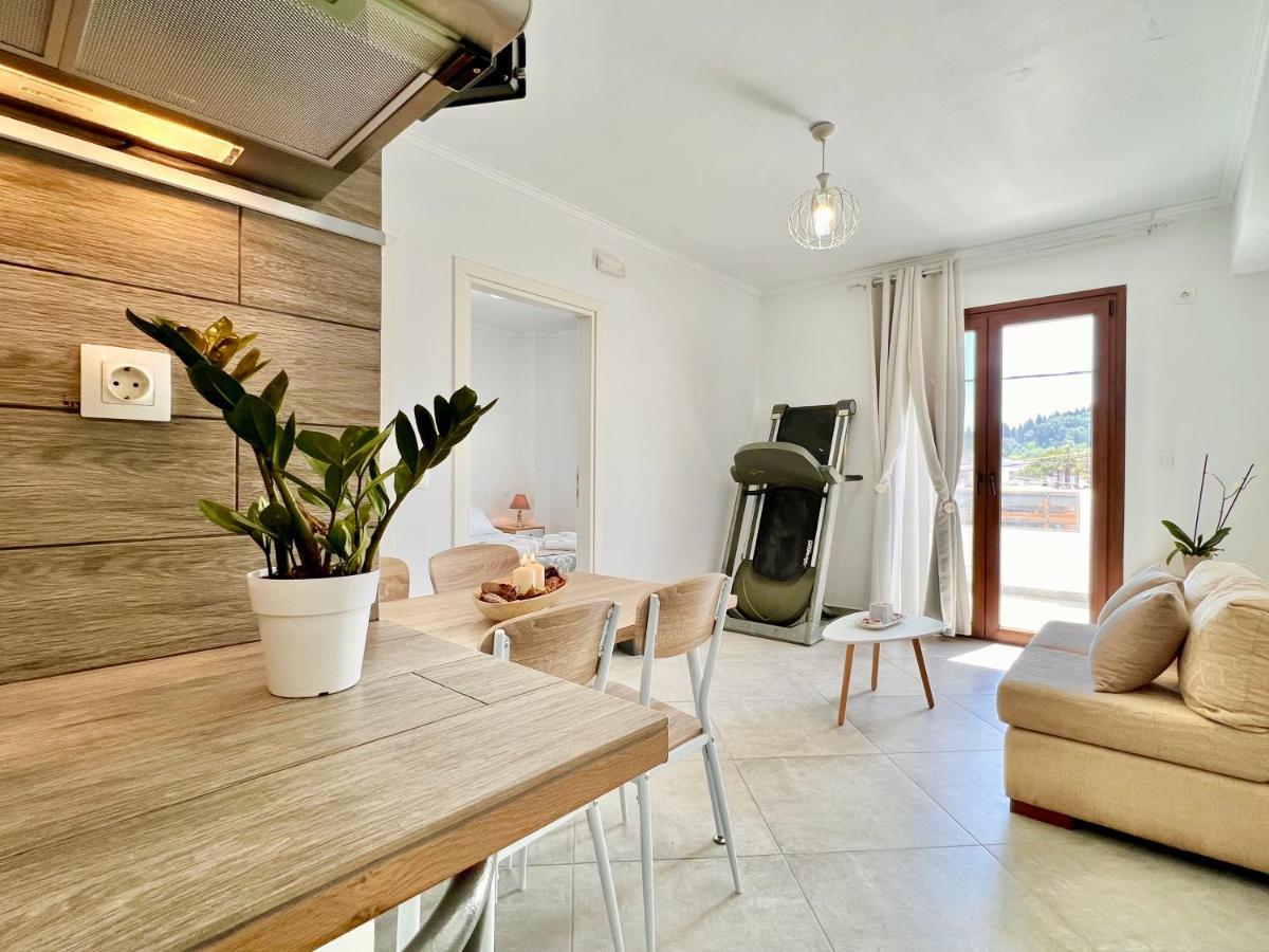 Beach Villa Verano With Private Pool By Dadovillas Sidárion Eksteriør bilde
